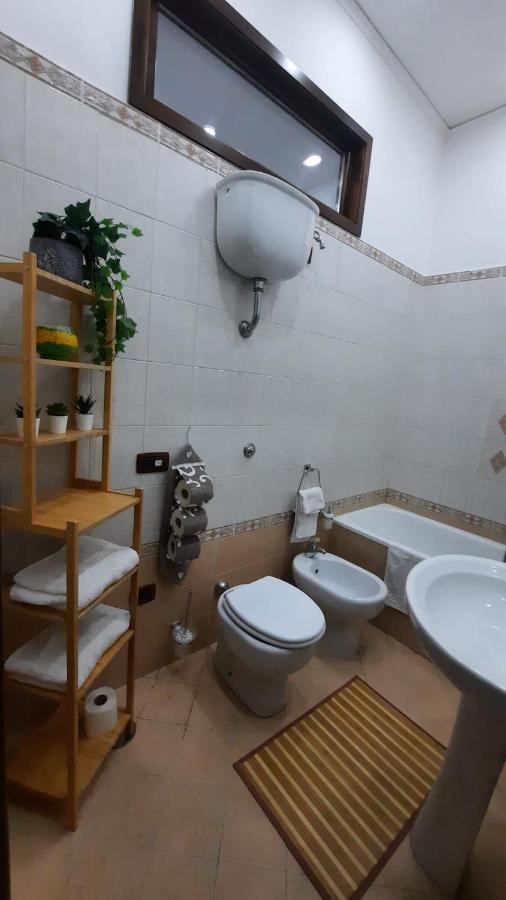 White Home 2 San Gregorio 14 نابولي المظهر الخارجي الصورة