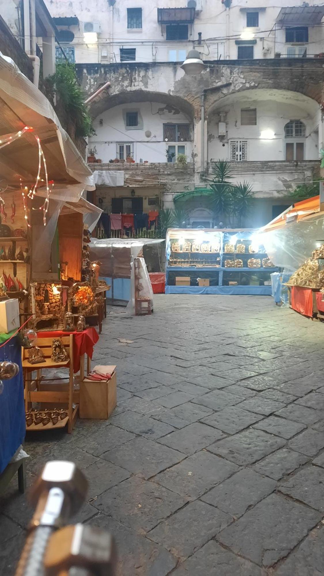 White Home 2 San Gregorio 14 نابولي المظهر الخارجي الصورة